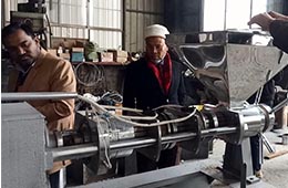 榨油機(jī)壓榨法制油